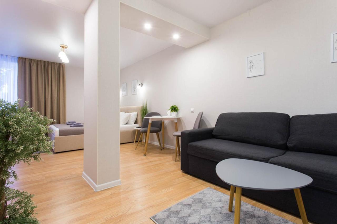 Apartment In The City Center - Gimnasiyna Naberezhna 24A-1 Харков Екстериор снимка