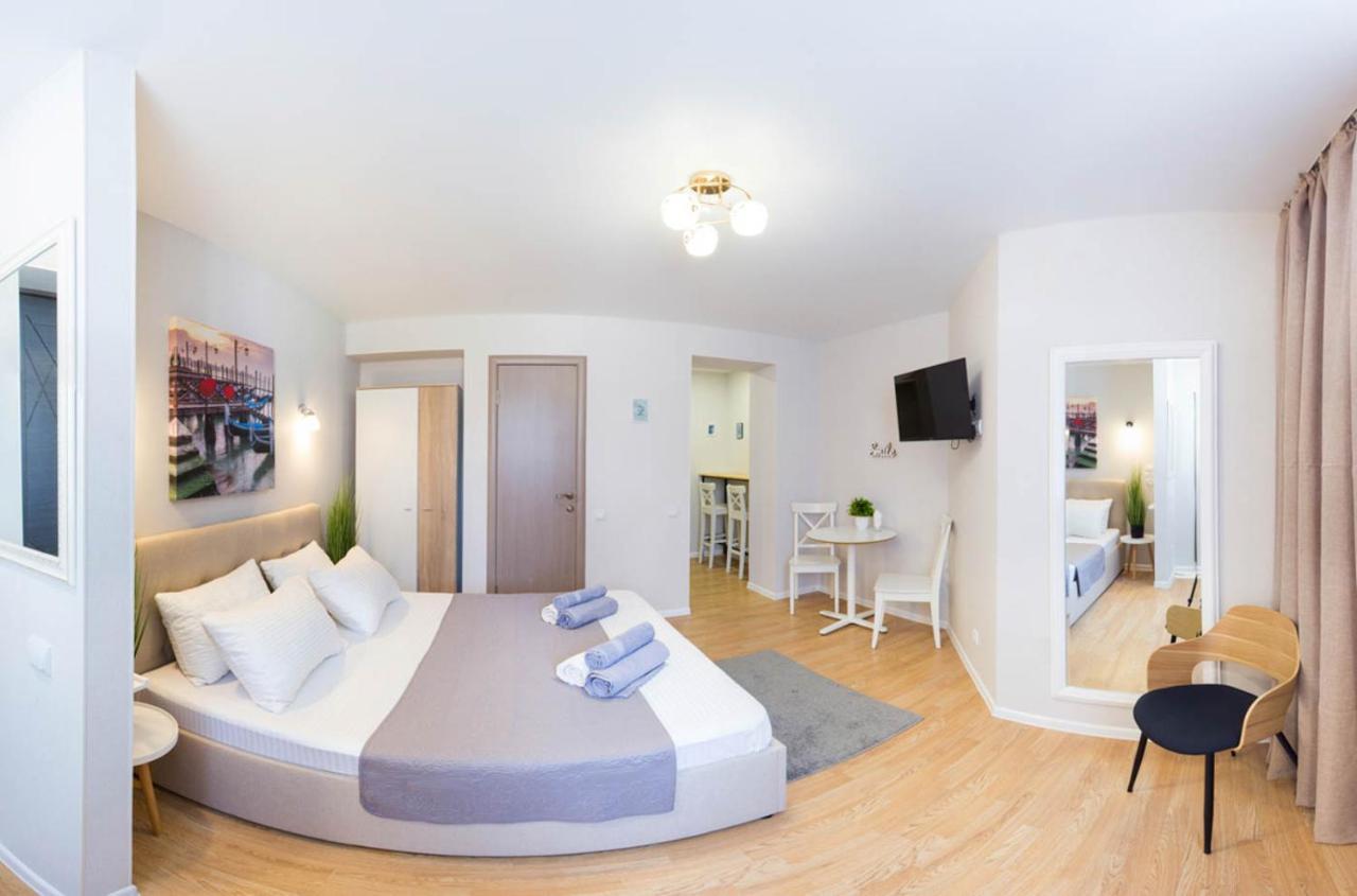 Apartment In The City Center - Gimnasiyna Naberezhna 24A-1 Харков Екстериор снимка