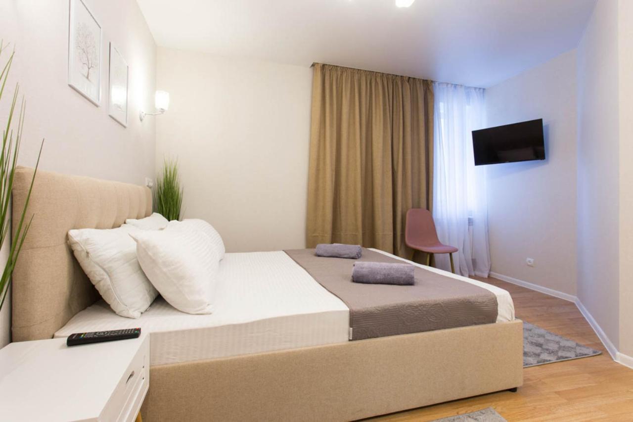 Apartment In The City Center - Gimnasiyna Naberezhna 24A-1 Харков Екстериор снимка