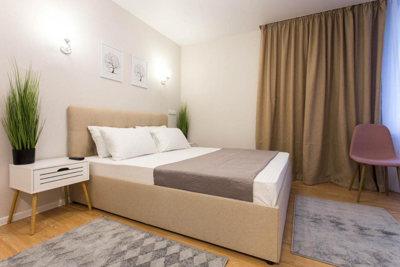Apartment In The City Center - Gimnasiyna Naberezhna 24A-1 Харков Екстериор снимка